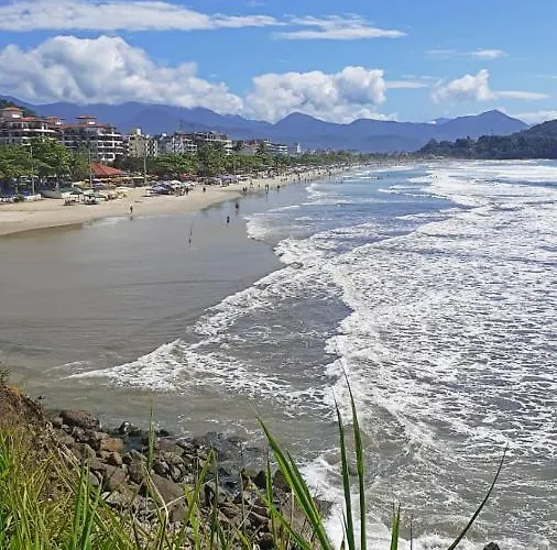 Apartamento Com Ar Condicionado E Wi-Fi, Frente Mar - 03 Dormitorios - Edificio Luz Do Sol